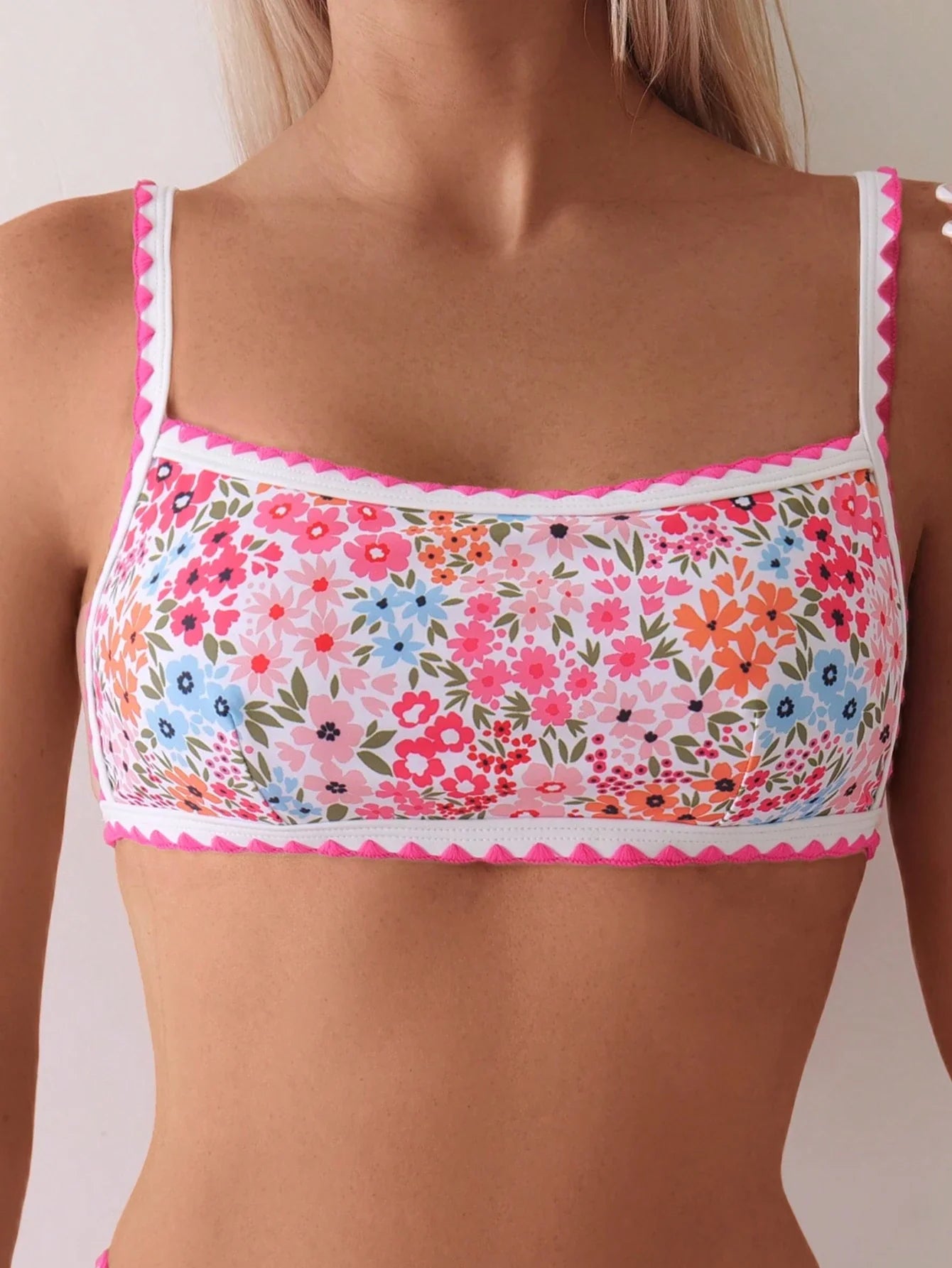 Biquíni Floral Retrô