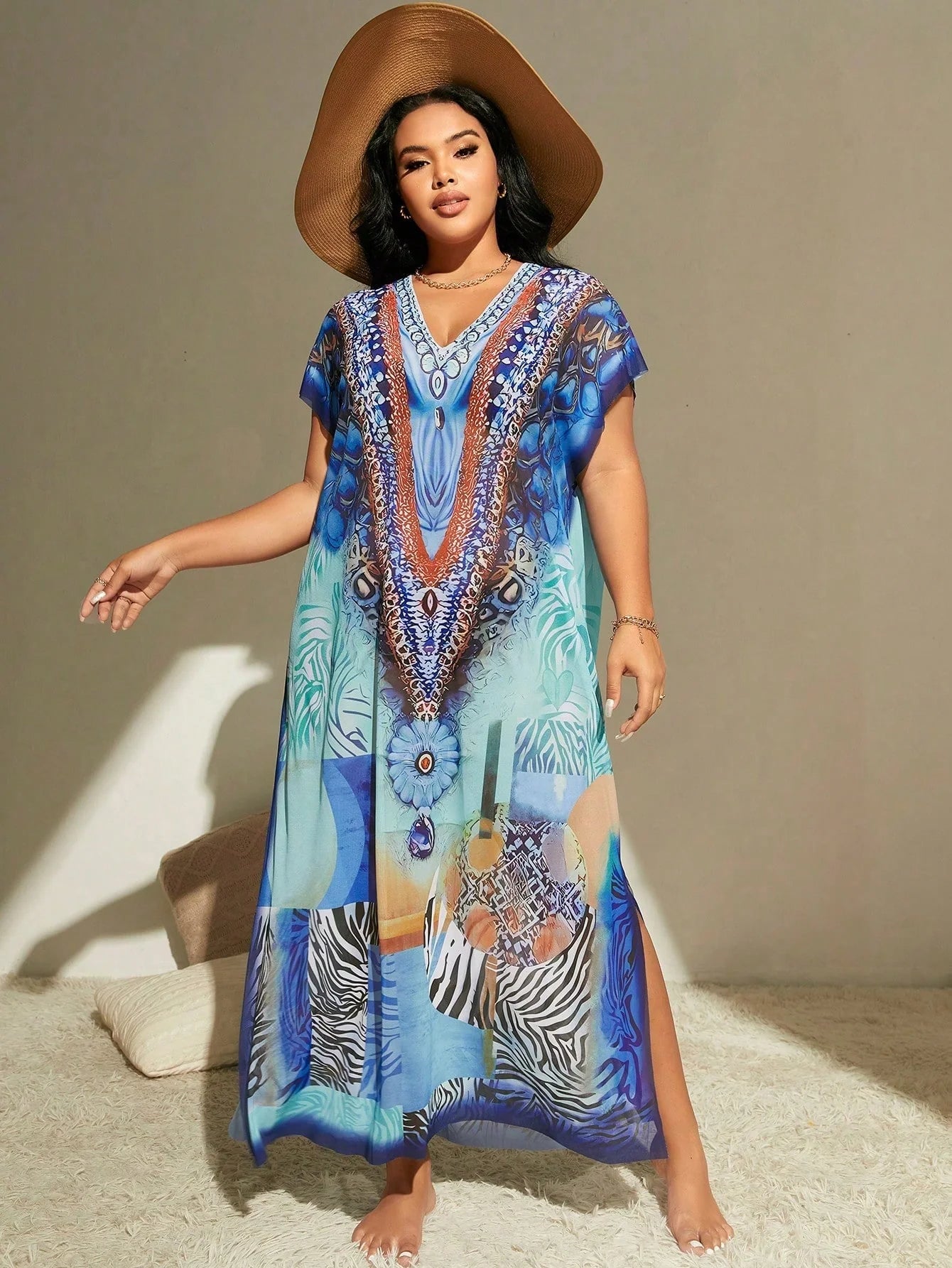 Saída de Praia Plus Size Rowan
