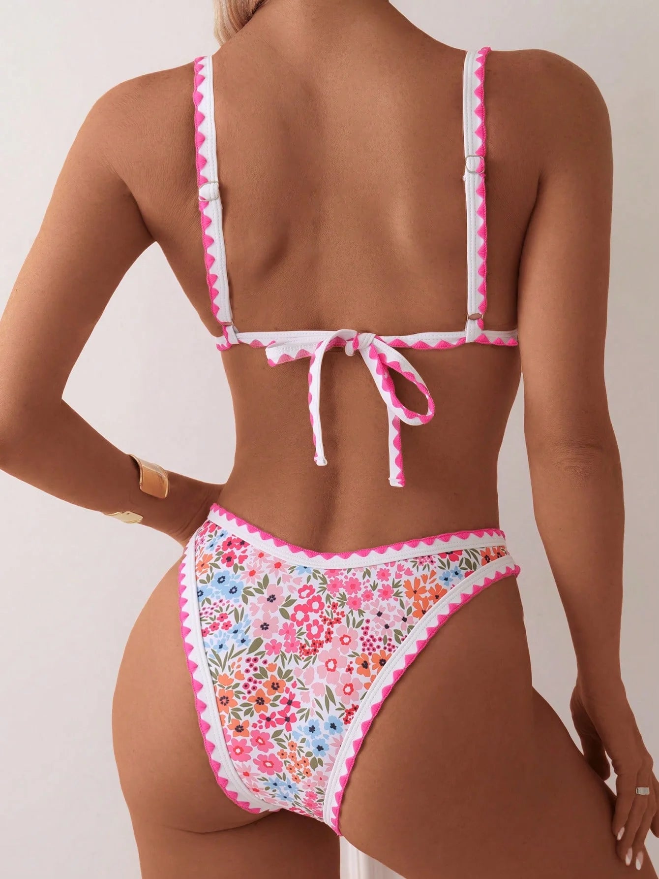 Biquíni Floral Retrô