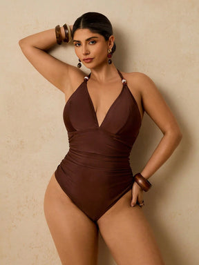 Maiô Minimalista Elegante Plus Size