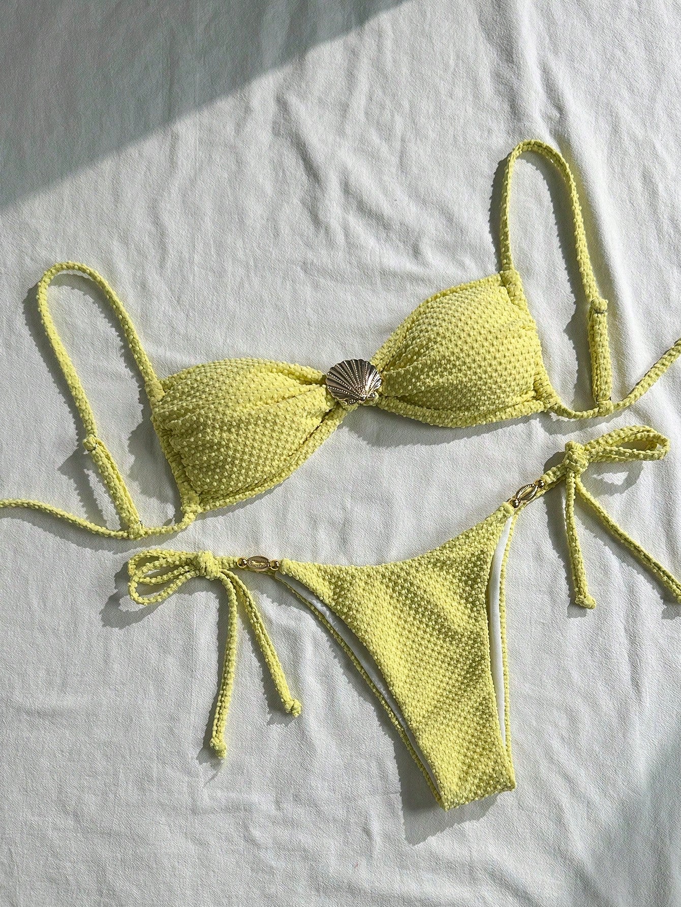 Biquíni Sexy e Minimalista