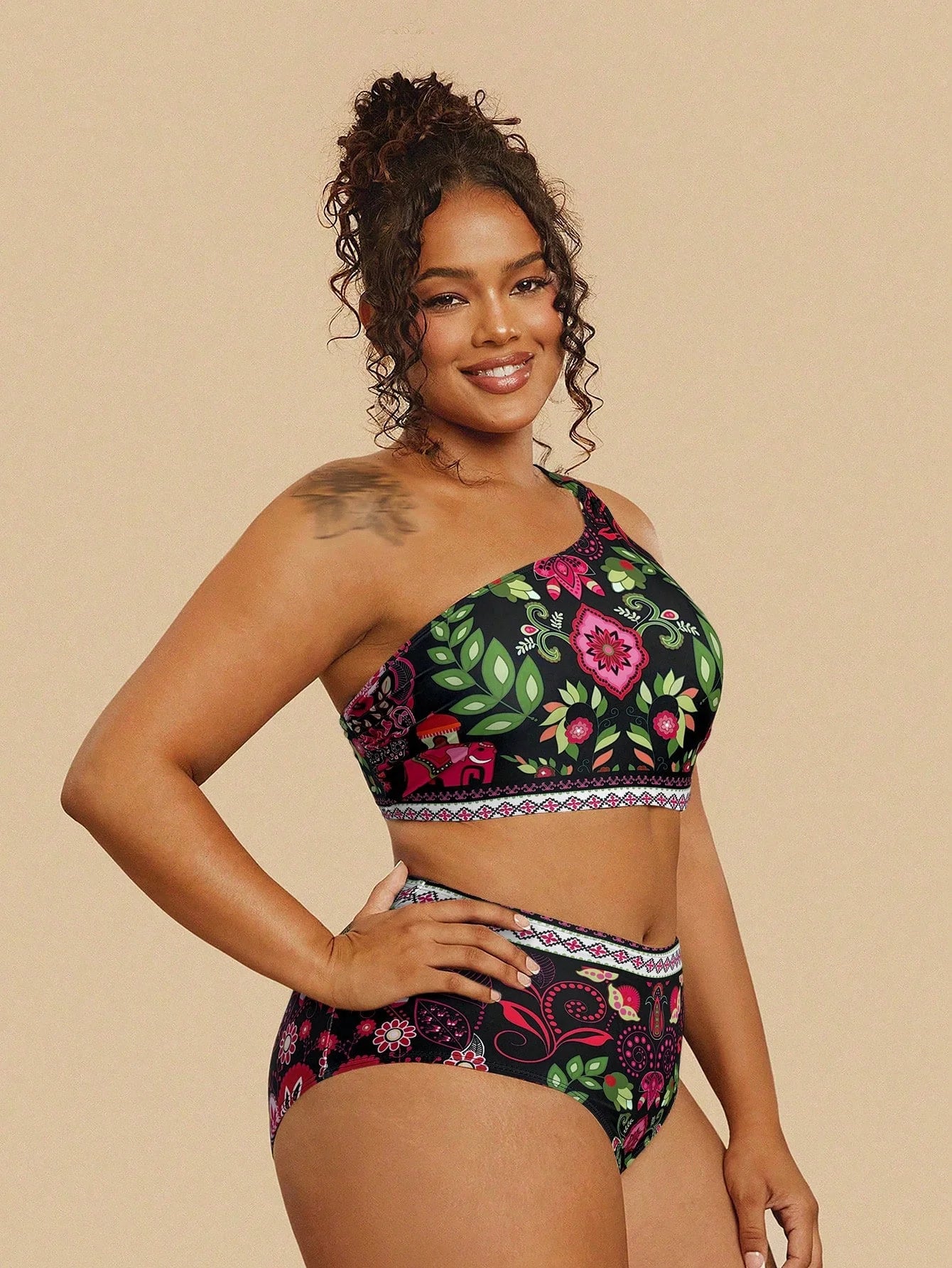 Biquíni Elegante Plus Size Lívia